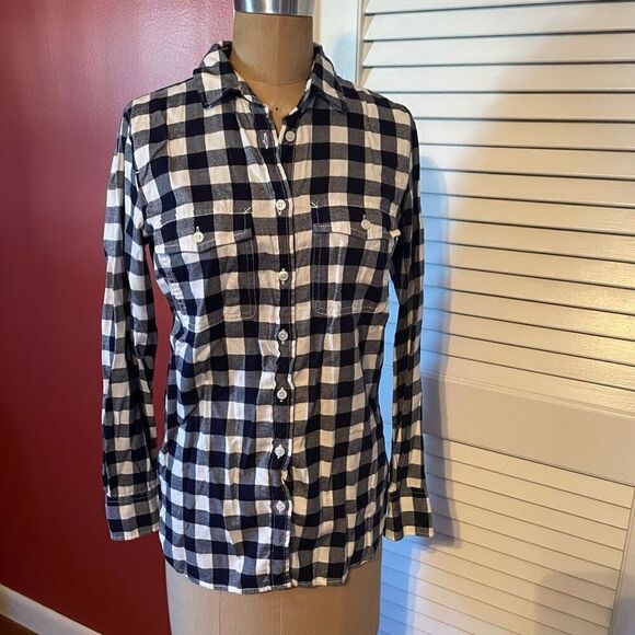 J CREW | perfect fit checkerboard button up top XS - Picture 1 of 6